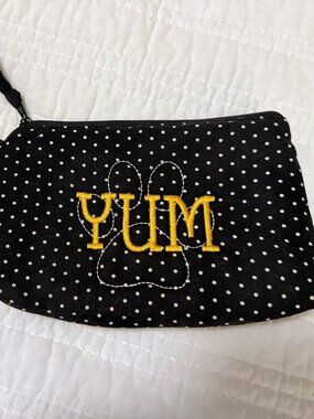 Thirty One Embroidered Zipper Pouch with Wristlet Dog Treats Yum B& White Dot